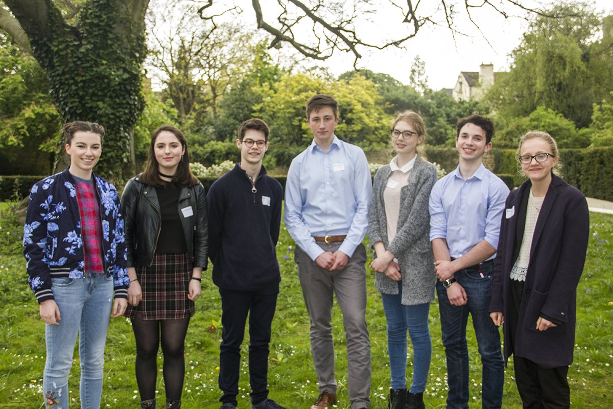 St John's College tweet media