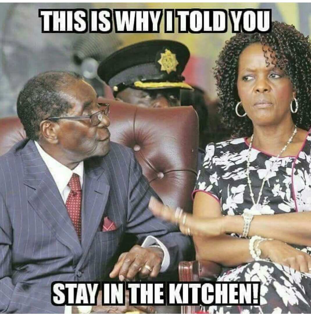 Shauski's tweet photo. #Mugaberesigns 
#RobertMugabeResignation
#Zimbabwe 
😂😂😂 https://t.co/FuD5lpuN08