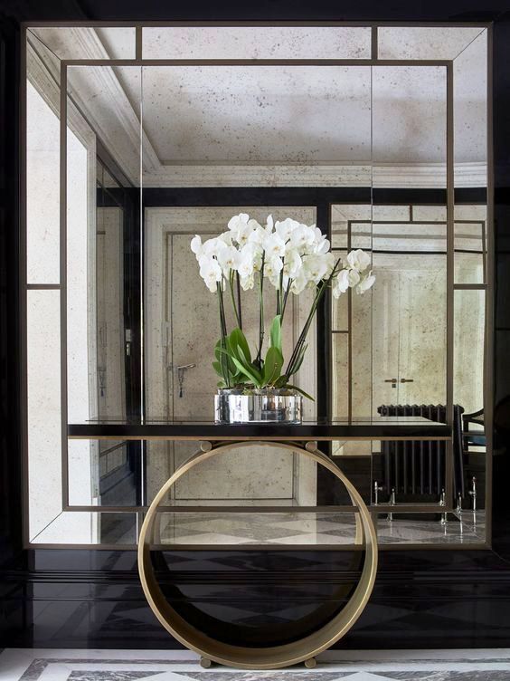 EnterDecor's tweet photo. Modern Designing Console Table Ideas.π
#InteriorDesign #ConsoleTableDesign #HomeDecoration #EntranceWayDecoration #InteriorDecoration #ModernDesignScheme #ReferenceImage #TrunkeySolution #EnterDecor https://t.co/pz1ILKIk0N