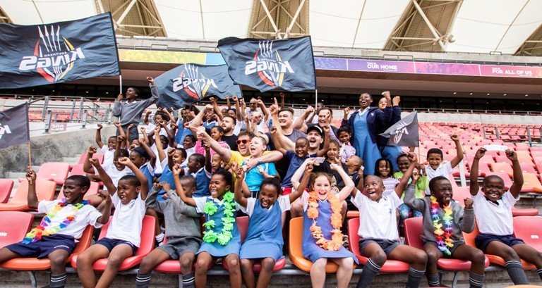 NMandelaBay's tweet photo. KINGS VS SCARLETS MAKES A FUN SUNDAY FOR THE WHOLE FAMILY https://t.co/L90yneTfqc #sharethebay #shotleft #fillourstadium #sport https://t.co/7UGySkEqr2