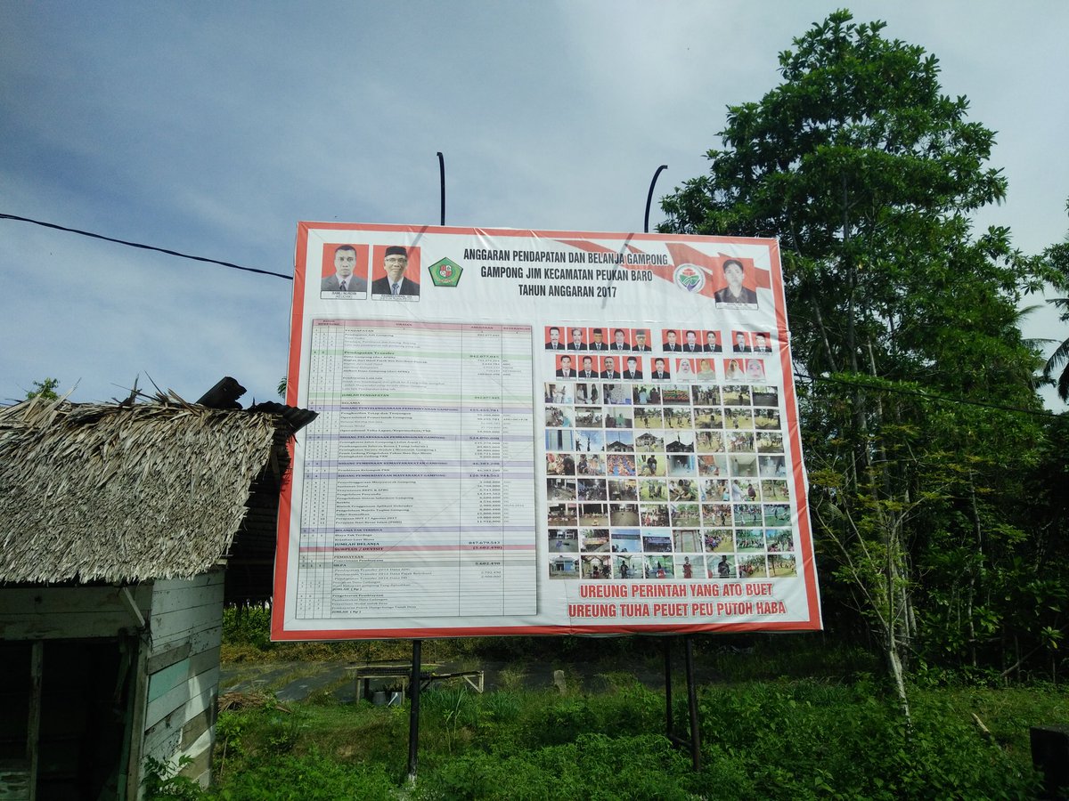 AisyahAK1's tweet photo. Salah satu sarana transparansi dana desa di kec peukan baro
#ligadesanusantara
#pidieaceh
@jokowi
@EkoSandjojo
@kangsaifulhuda
@taufikmadjid71
@KemenDesa https://t.co/d8CVemcX5A
