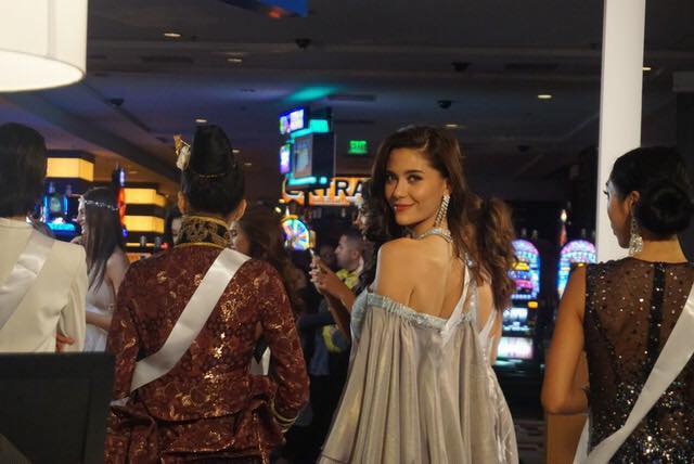 nattykiku's tweet photo. Miss Universe 2017 is Thailand
#MissUniverse #Thailand https://t.co/GnfOZiJunl