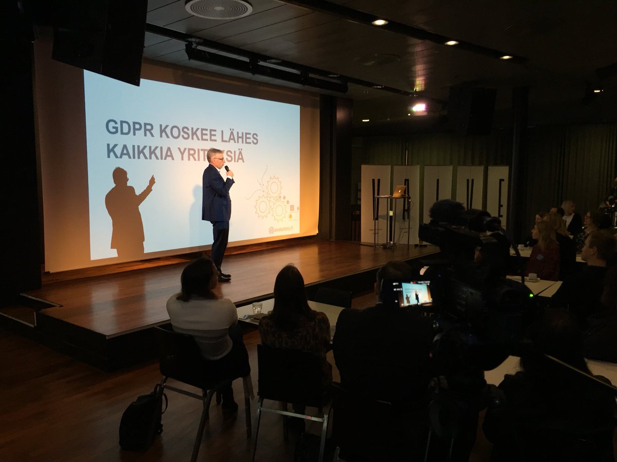 valve_fi's tweet photo. Jukka Ruuska (@Asiakastieto) avaa seminaarin puheenvuorollaan ”Parempi tietosuoja = enemmän kauppaa” #valvelive #Seminar https://t.co/wVtPHSjP9T