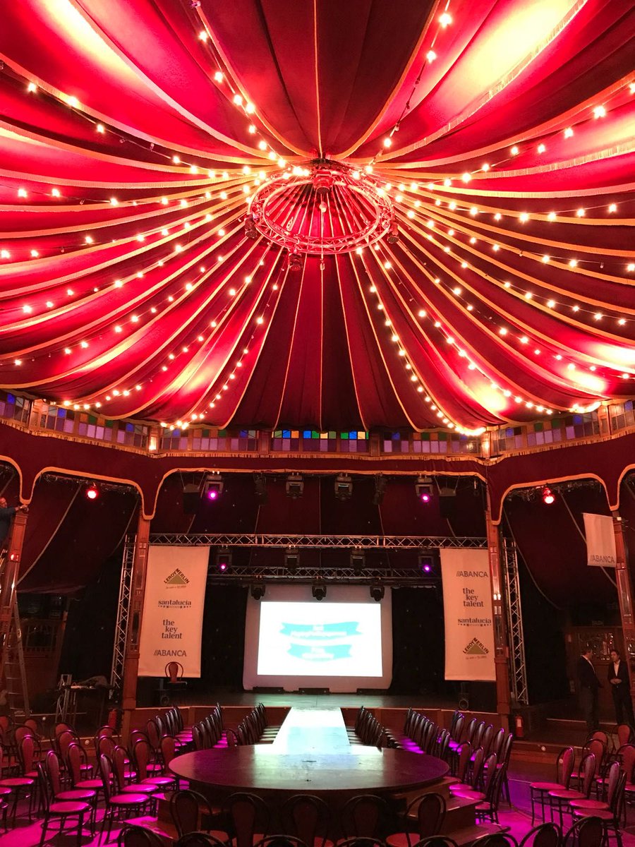 HR_Gamification's tweet photo. Hoy no es un día cualquiera. Hoy 22/11 más de 400 HR gamers de tenemos una cita en @laestacionppio para hacer historia…  🎪 #HRGamifiDay https://t.co/ZbAj9CO5hM