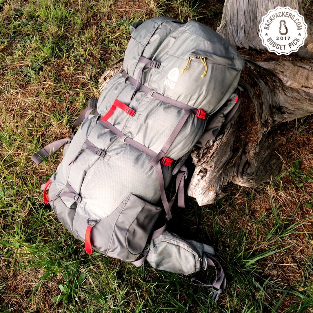 BackpackersCom's tweet photo. Did you hear? Our #UltralightBackpacker #BudgetPick award went to the @SierraDesigns Flex Capacitor #backpack! https://t.co/SL8JsSOfwj https://t.co/sWG3lVep5E