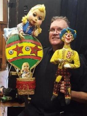 Aboutzz_J's tweet photo. Wizard of Oz  on the puppet stage-https://t.co/BrzDAUoiNp #wizard #of #Communitynews https://t.co/PmMye2gPVR