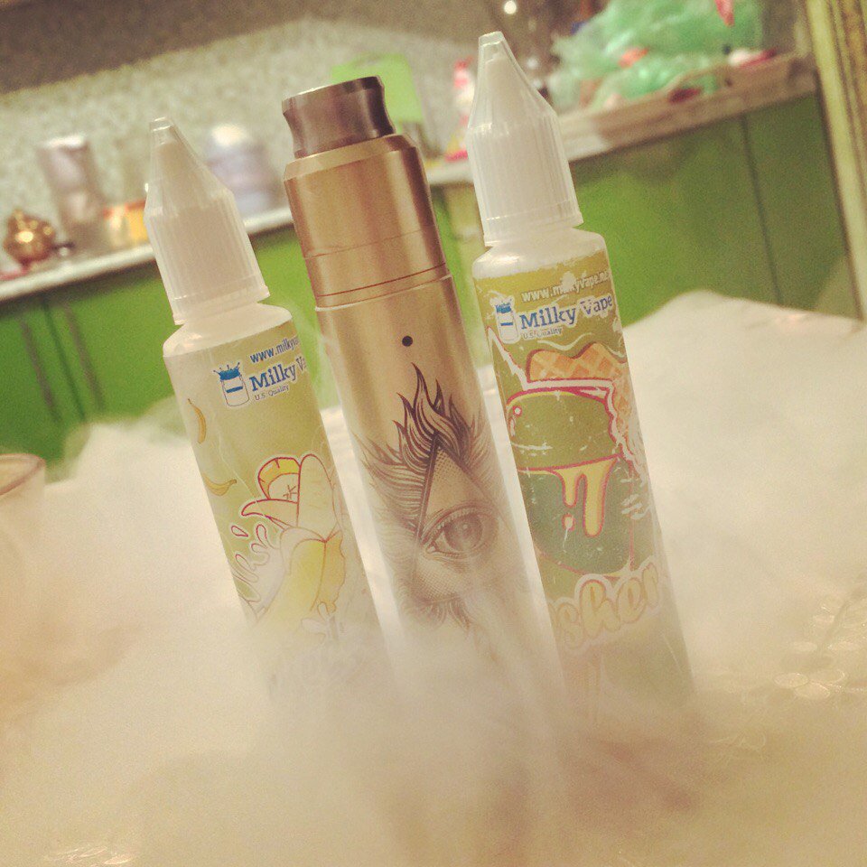 vapeopt_com's tweet photo. Caked - банановый пирог.🍌
Fresher - сливочно-мятное мороженое.🍦😍

Вся обойма десертов тут:
https://t.co/IVzC5srUN5

#vape #eliquid #milkyvape #Rogue https://t.co/PV6K0IxJQA