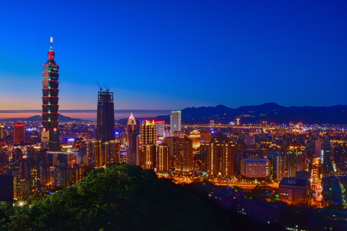 TaiwanNewsEN's tweet photo. #Taipei ranked 12th must-go destination in the world in #fodor's #fodorsgolist https://t.co/ktSBE9CAUy https://t.co/EiU0XPKbTu