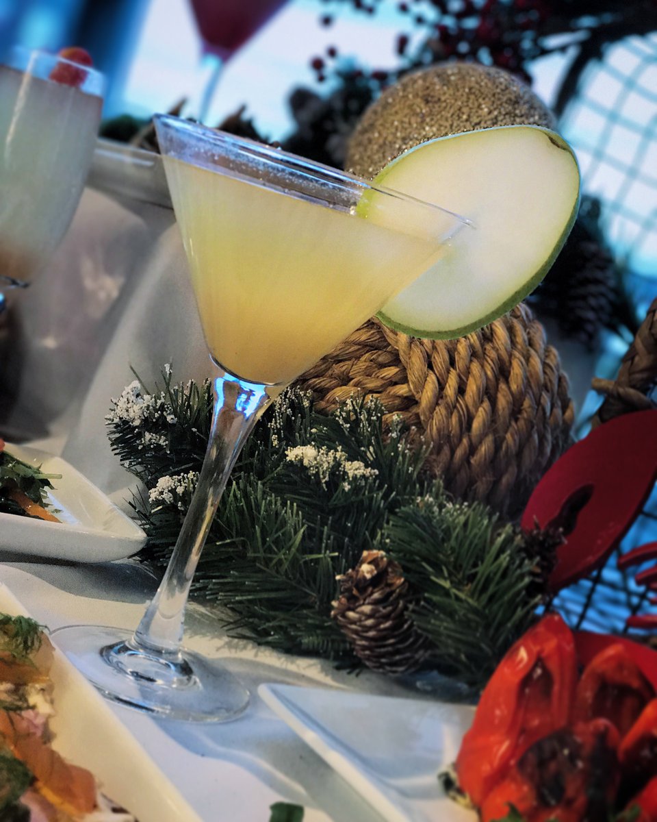 We couldn’t be more excited for the holidays. Join us for our Thanksgiving meal this Thursday and stay tuned for all of our exciting holiday promotions. #HappyThanksgiving