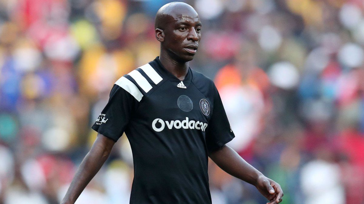 JoBertrand19's tweet photo. Positives from yesterday's #AbsaPrem draw vs Arrows for #OrlandoPirates : Nyatama's activity, Mabokgwane's confidence up and a clean sheet 👍 But... WE HAVE TO SORT OUT THIS FINISHING PROBLEM, it's killing us 😳😰 We keep fighting though ☠️☠️ #OnceAlways #UpTheBucs https://t.co/JzjaFhAzVI