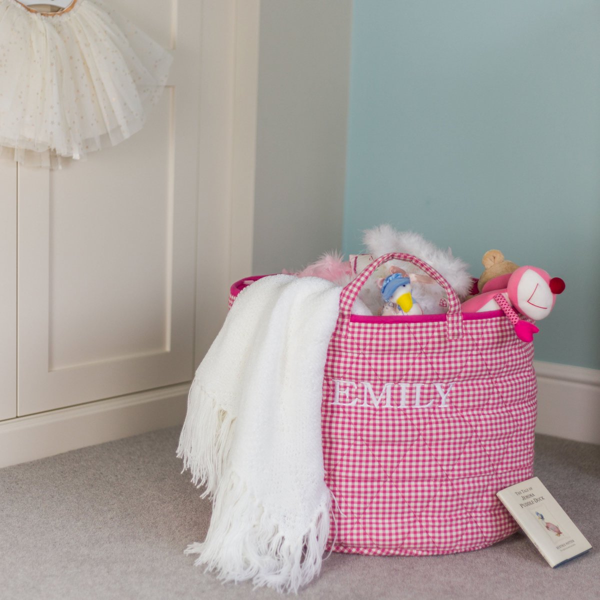 Shop now to enjoy 20% off selected products in our Black Friday sale ... plus we are giving away a FREE toy basket with every playhouse purchase in November and December ow.ly/yz3K30gJD3a #BlackFriday #20%off #personalisedgifts