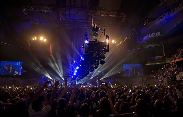 gaddielamaya's tweet photo. 22/11/14

Madrid, #TourSí. 

Brutal e inolvidable. 🖤💫 https://t.co/Gui5kSjav5