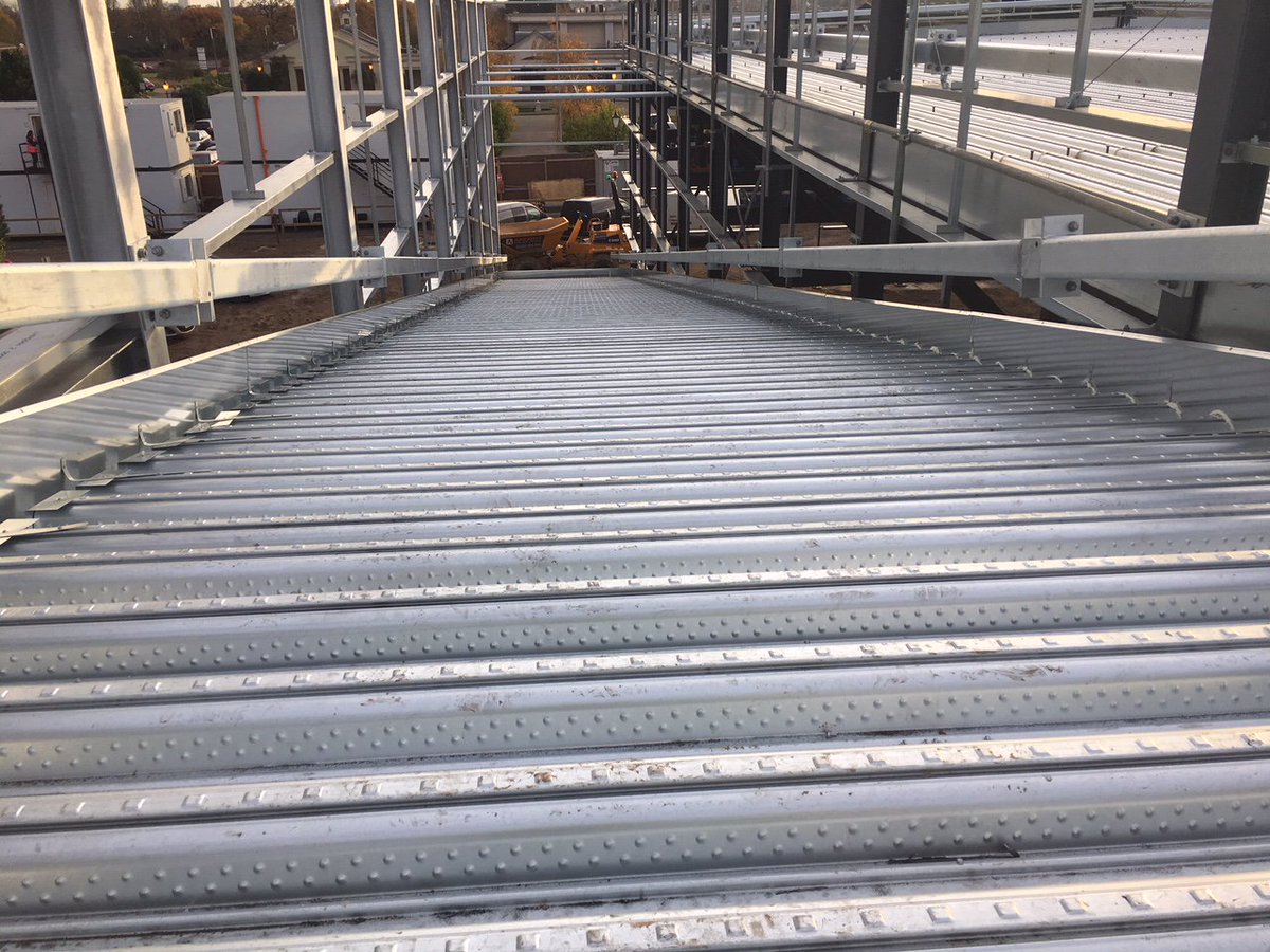NSDecking's tweet photo. Over 2500m2 of metal decking being installed at #JLRSouthend. A combination of Metfloor 60 &amp; Metfloor 80 on this project with some great photos of the ramp. Concrete works by NSD have already started with the first floor being cast. https://t.co/1a9d0Ugdsi