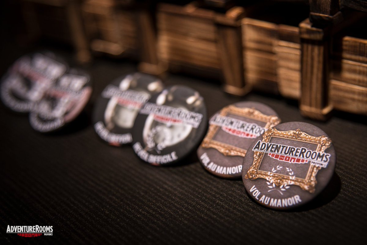 adventureroom83's tweet photo. [Nouveauté] - Avez-vous déjà tenté notre dernier défi : le Vol au Manoir (scénario 3) ? 🕵️‍♂️
A titre de souvenir, chaque cambrioleur en herbe reçoit désormais son badge dédié en cadeau. 🎁
Plus d'infos sur https://t.co/L1Aw8pjZIy https://t.co/iFyxHanOG3