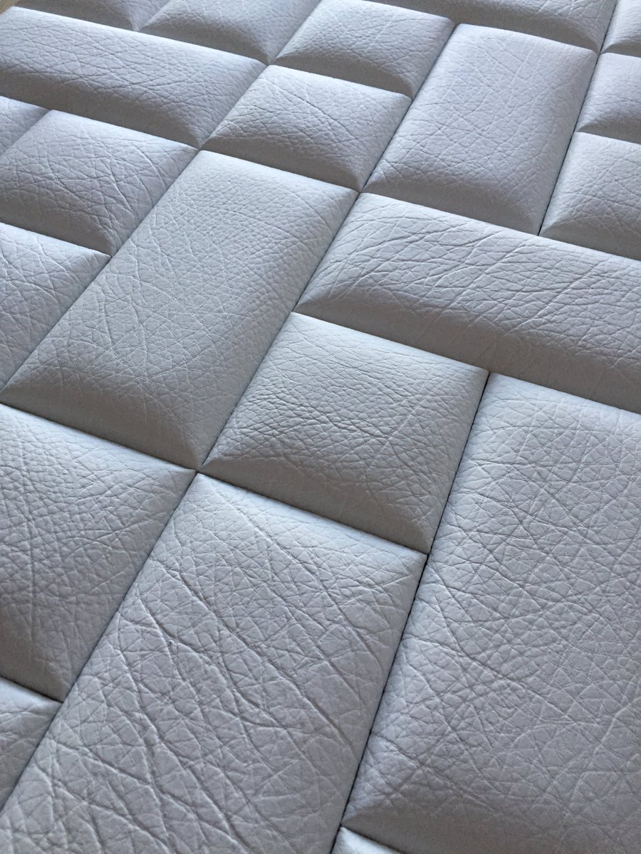 WallArtHungary's tweet photo. KERMA műbőr falpanelek a gyártótól, egyedi tervezéssel és gyártással a saját ízlésedre szabva.
https://t.co/lst750NuXx
#kerma #design #falpanelwebáruház #műbőrpanel #gyártó #bőrpanel #leatherpanels #leatherpanel #walldecor #faldekoráció #dekoráció #decor #decoration #decorideas https://t.co/r6MttEQwgl