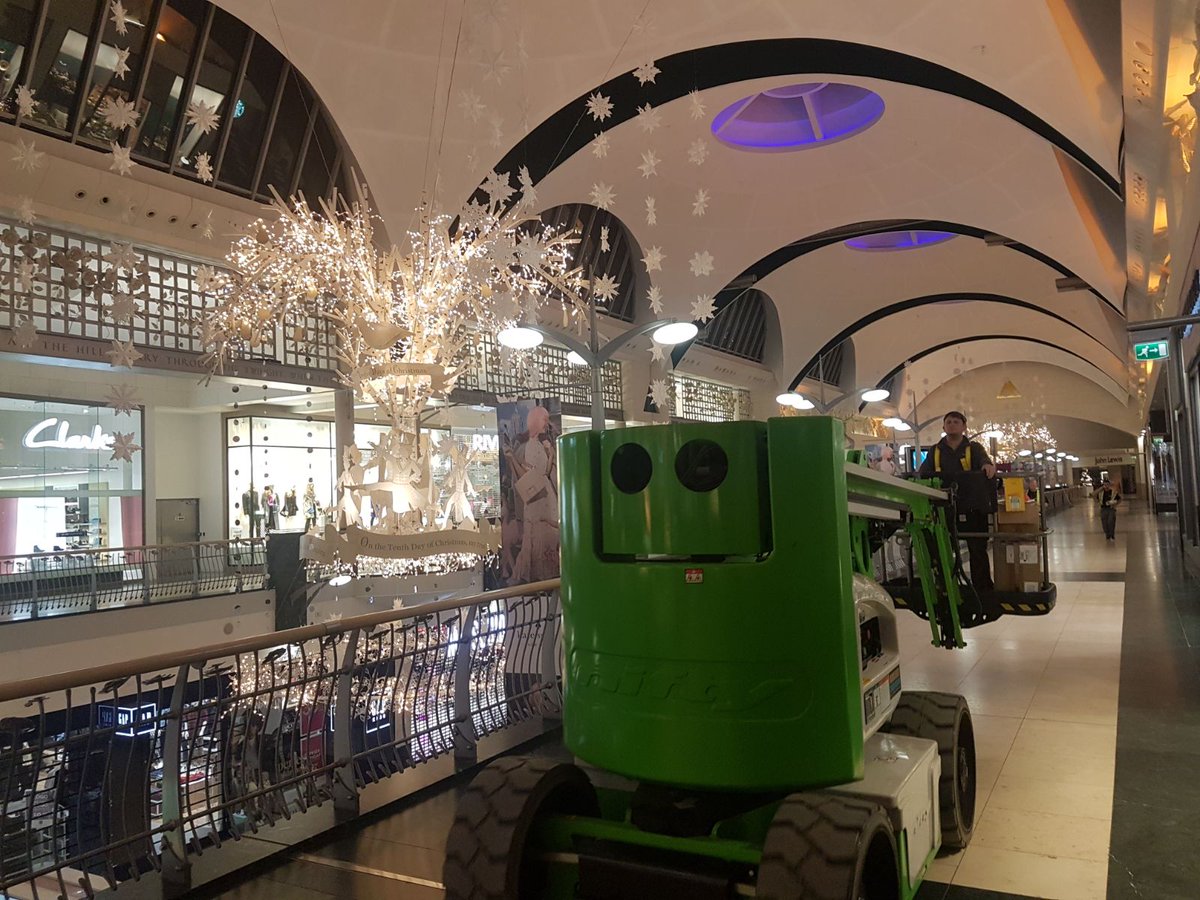 GamaElectrical's tweet photo. Last of the few jobs at bluewater now complete for xmas17. 
Happy shopping https://t.co/Rho6SB2VGb