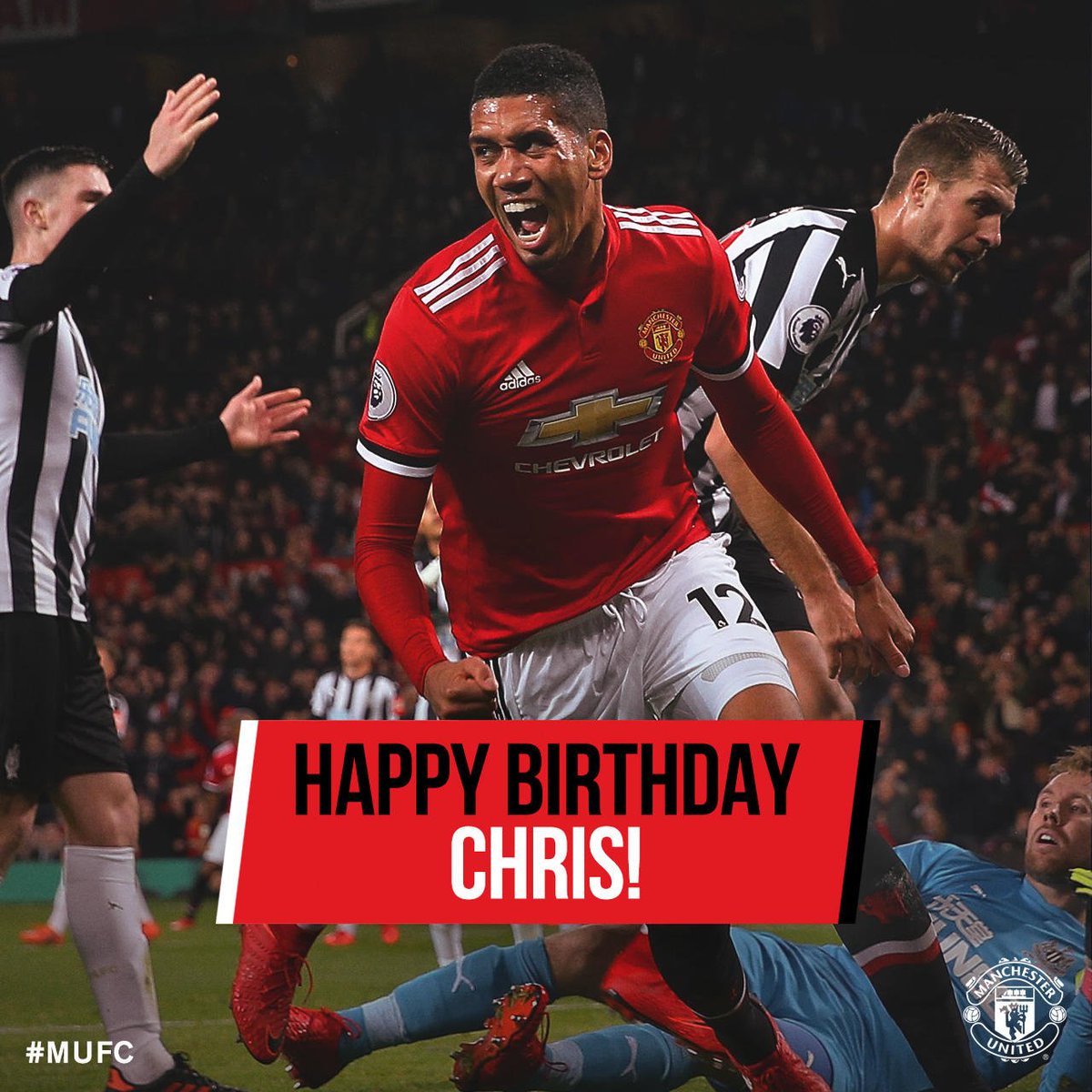 ManUtd's tweet photo. Two #MUFC birthdays to celebrate today - have a good one, @ChrisSmalling and @Fellaini! 🎂 https://t.co/7eajSdc0jW