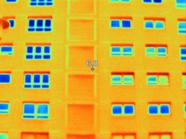 ScotHousingNews's tweet photo. £3m funding pot for social housing heating retro-fit unveiled by @ecolivinguk https://t.co/rK4goqQyYd https://t.co/6icgaO50pt