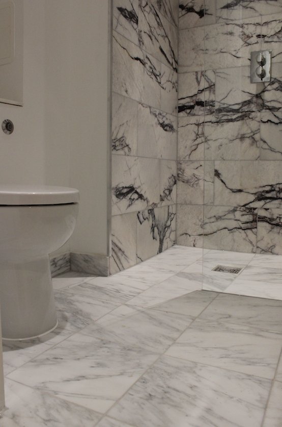 AkivaProjects's tweet photo. Do you remember when we fitted a wetroom inside a utility cupboard? Such an amazing tile to use. #marbletiles #wetroom #londonpad #poshflat https://t.co/aKNKEfIq3X