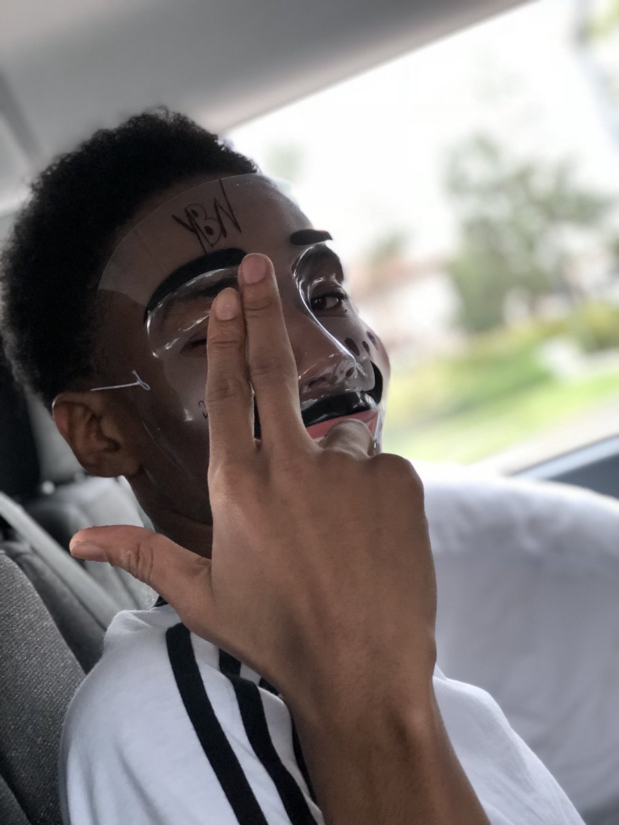 Ybnglizzy__'s tweet photo. We purgin Nigga #YBN https://t.co/aHhFLg6ANU