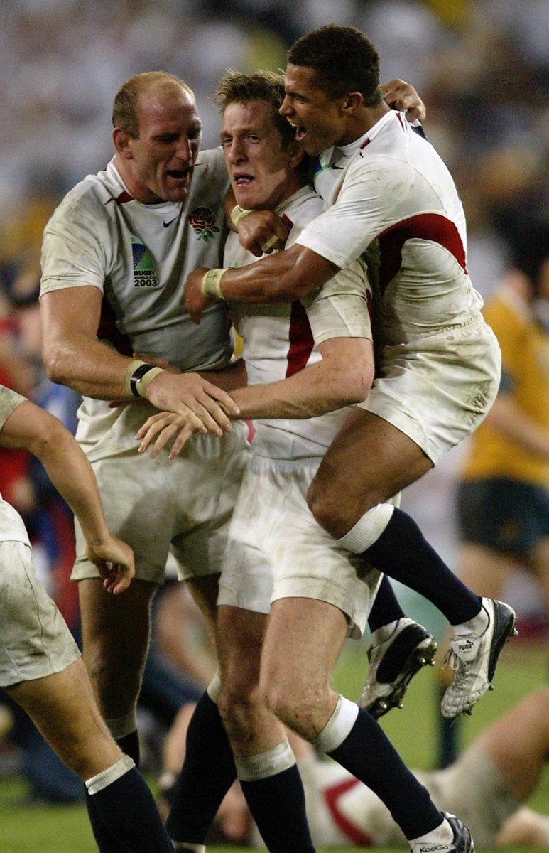 Jason15Robinson's tweet photo. Wow, what a night!!
Where were you when this happened 14 years ago?? #RWC2003 @EnglandRugby 🏆🏉 https://t.co/rZeDmtY0Zt