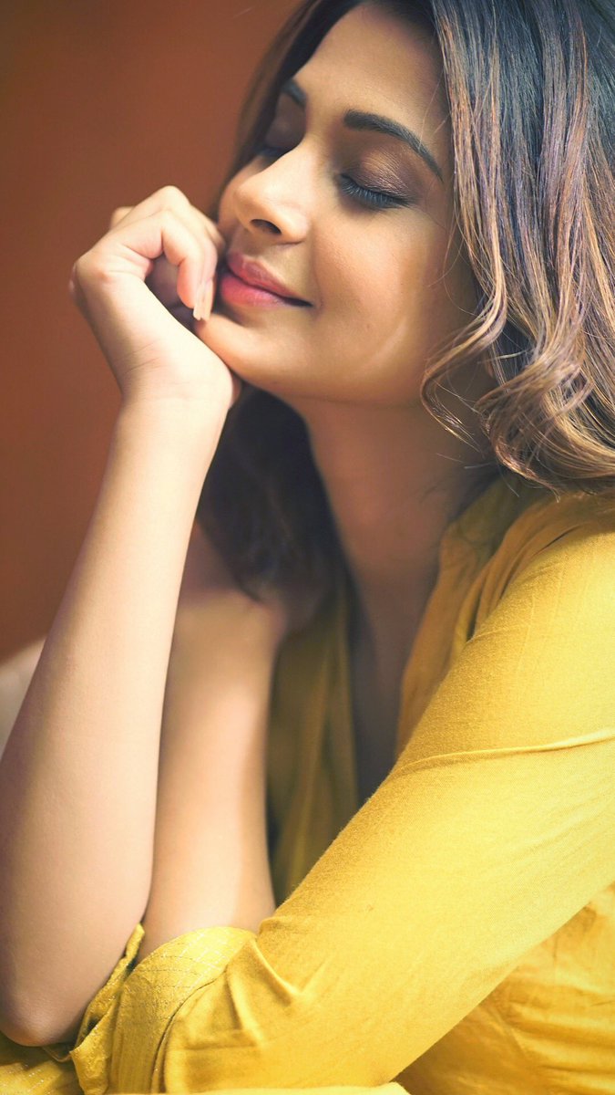 FanKickGlobal's tweet photo. #JenniferWinget is our perfect #WomanCrushWednesday ! Don't you agree? Love Jenny then you can't ignore this quiz on her: https://t.co/N7oilBnwLD
@jenwinget #Maya #Beyhadh https://t.co/OVK7VtjFJZ