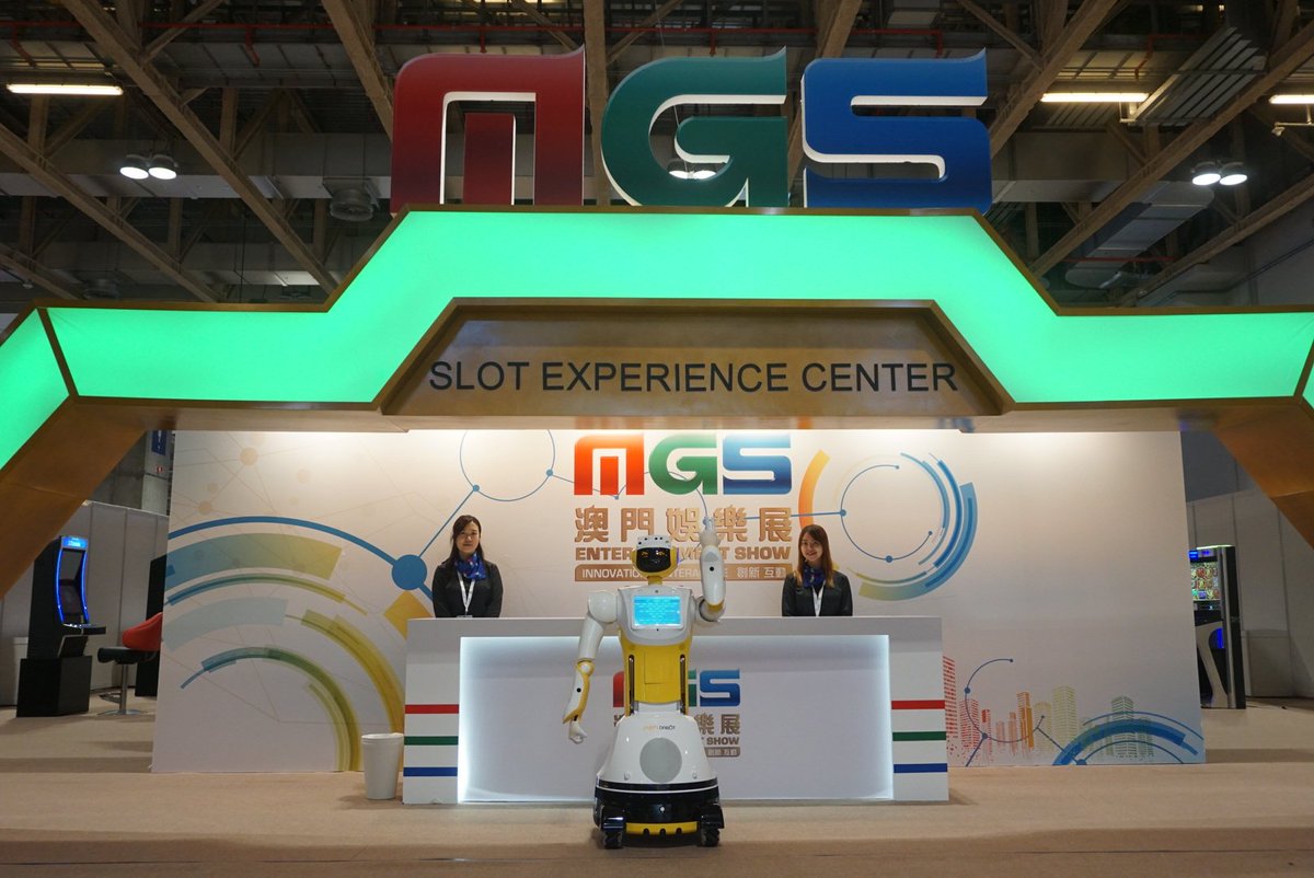 Sanbot_Robot's tweet photo. Recap of MGS: https://t.co/zvi0W5NjRY #MGS2017 #Robots https://t.co/scJCitnT5K