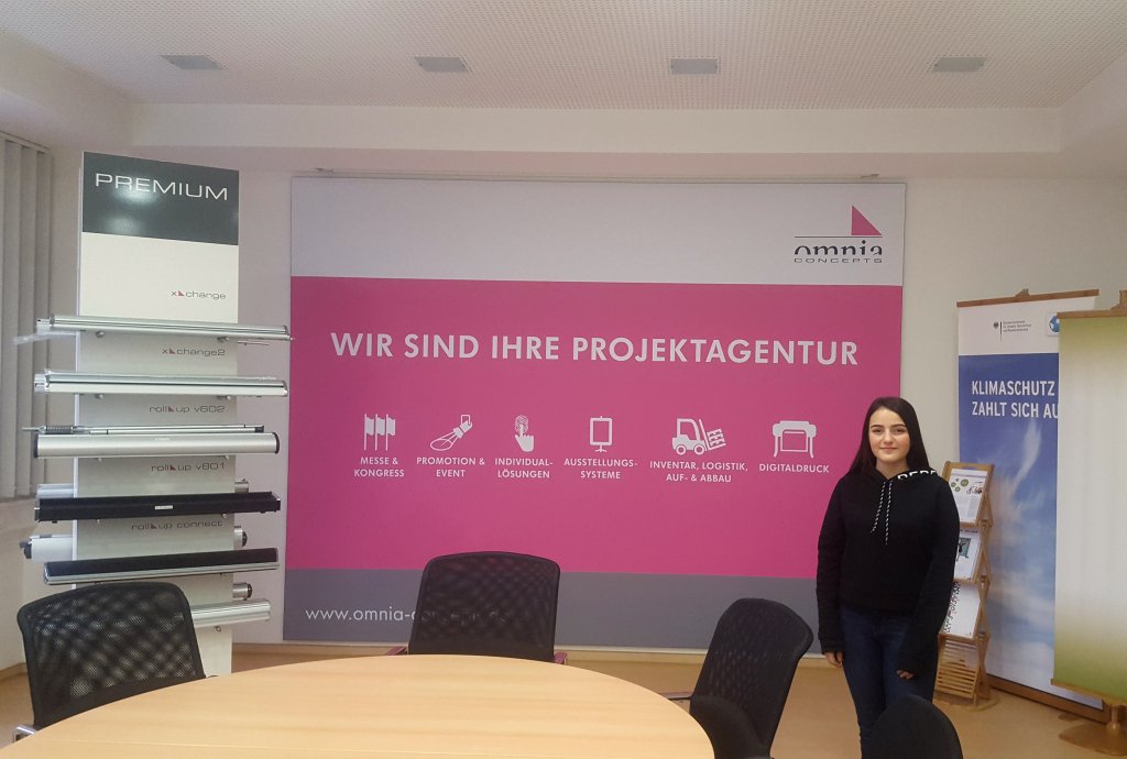 omnia_concepts's tweet photo. Eine Schülerpraktikantin berichtet… https://t.co/ZEPBIWFkv3 https://t.co/aYr9uWahuu