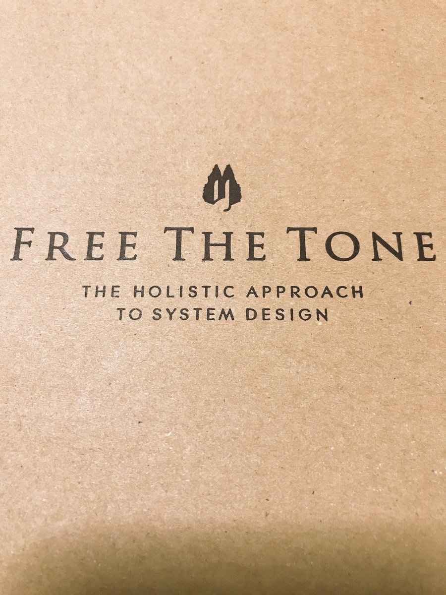 yusukebump0615's tweet photo. My new gear✨
FREE THE TONE FB-2
FINAL BOOSTER
効果は何の変哲も無いboosterですが、音のハリが増したような、高級な音になったような印象です✨
それより何より、文字が林さんの手書きって言うところがもうニヤニヤしちゃいますね〜😝
#FREETHETONE #フリーザトーン #FINALBOOSTER #FB2 https://t.co/C9bx8dCLB2