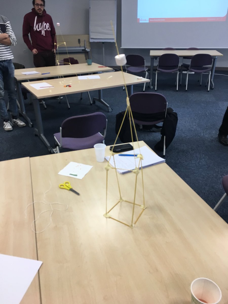 DavidSimplot's tweet photo. Il y a du très haut niveau au #ChamallowChallenge à la session #HorizonStartup au centre @Inria_Nancy ! 4 structures sur 4 sont debout ! https://t.co/FTInIPLFh2
