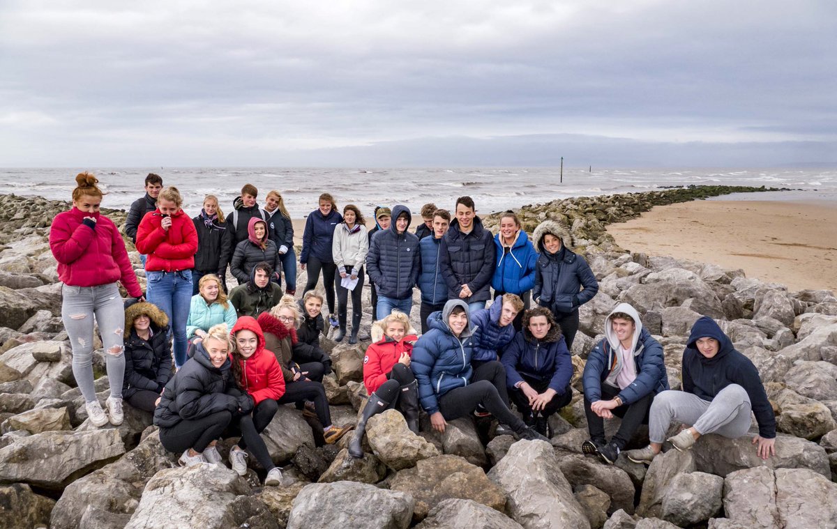 Robertson_Sed's tweet photo. Thanks to the Geography department for organising the trip yesterday #funfieldwork https://t.co/azLqEj2Owg