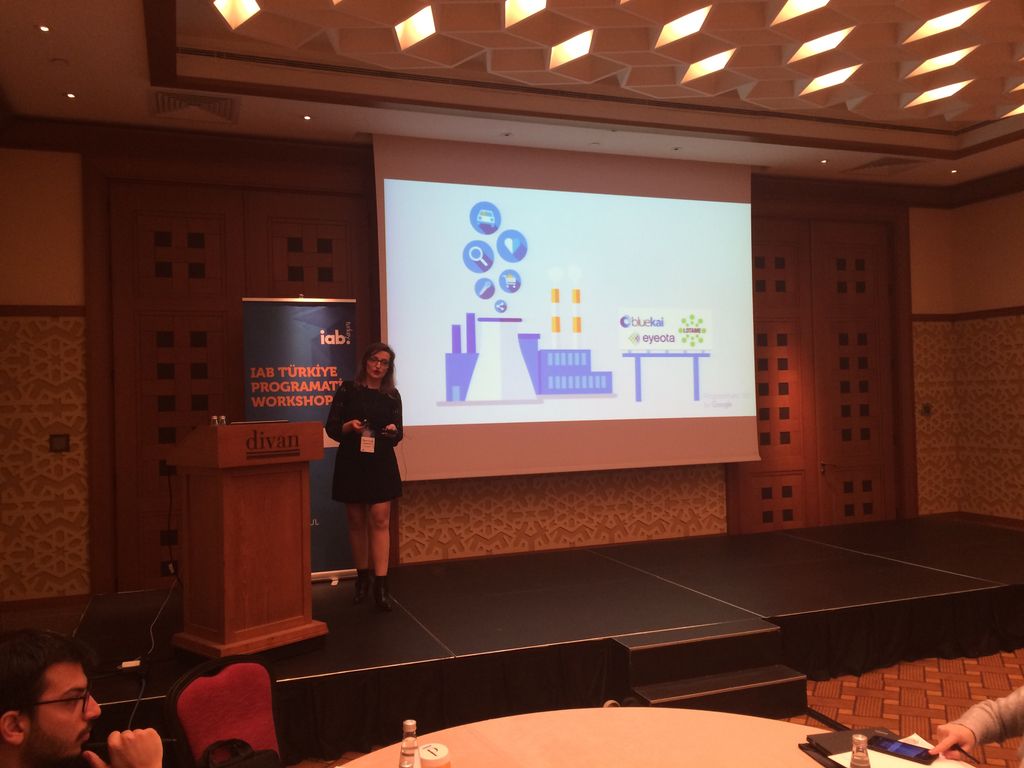 iabturkiye's tweet photo. #IABProgramatik Sunumların ardından, Doubleclick sponsorluğunda Programatik Workshop Özlem Geyik ile devam ediyor. https://t.co/r9736EJzLH