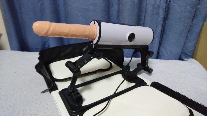 このかわい目なカバン、中身はAC電源式のピストンバイブなの♪ https://t.co/cH0GLuCRYW<a href="/tag/%E5%A6%8A%E5%A8%A0%E3%81%99%E3%82%8B%E7%BE%A9%E5%8B%99%E3%81%AE%E3%81%82%E3%82%8B%E5%B0%BB"class="tags"><span>#妊娠する義務のある尻</span></a>