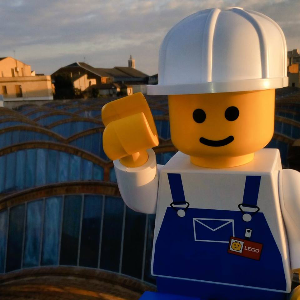 MNACTEC's tweet photo. S'acosta desembre... saps què significa? 🎉 Arriba la Trobada d’aficionats a les construccions LEGO®! 

8 i 9 de desembre al #mNACTEC 
📲 https://t.co/xxXgkssu8y 
@sortirambnens @H_B_Magazine https://t.co/gcvWLYToti