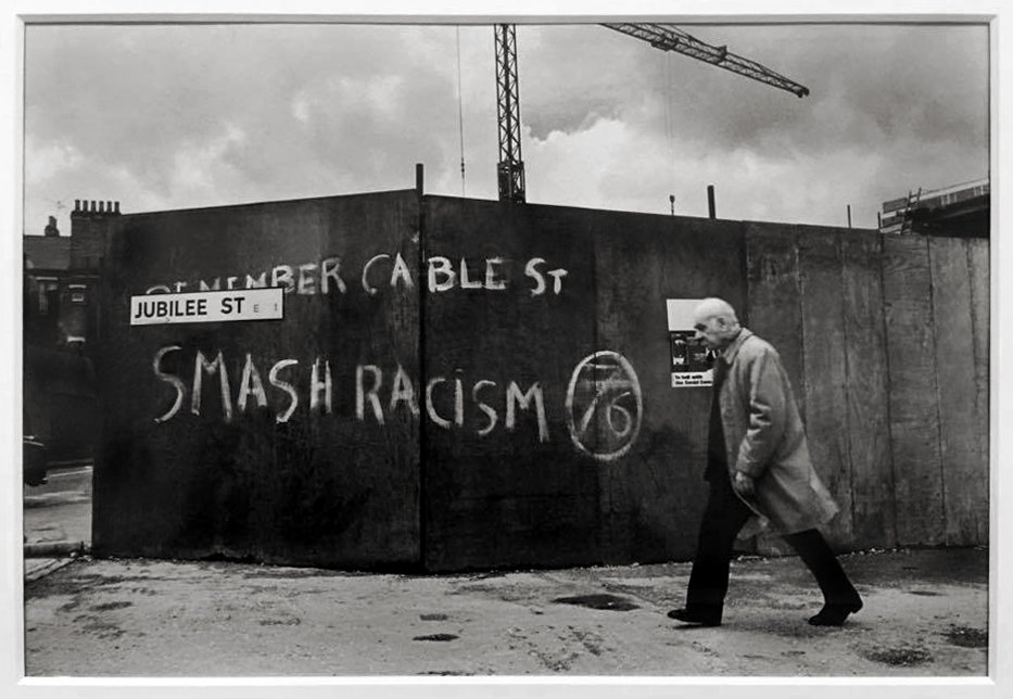 Art_Blart's tweet photo. Display: 'Stan Firm inna Inglan' at Tate Britain, London https://t.co/HsaI6i1MwF #RaphaelAlbert #BandeleTexAjetunmobi #JamesBarnor #ColinJones #NeilKenlock #DennisMorris #SydShelton #AlVandenberg #Brixton #Britishphotography #artists #portraiture #community #urban https://t.co/XNqjWdkyME