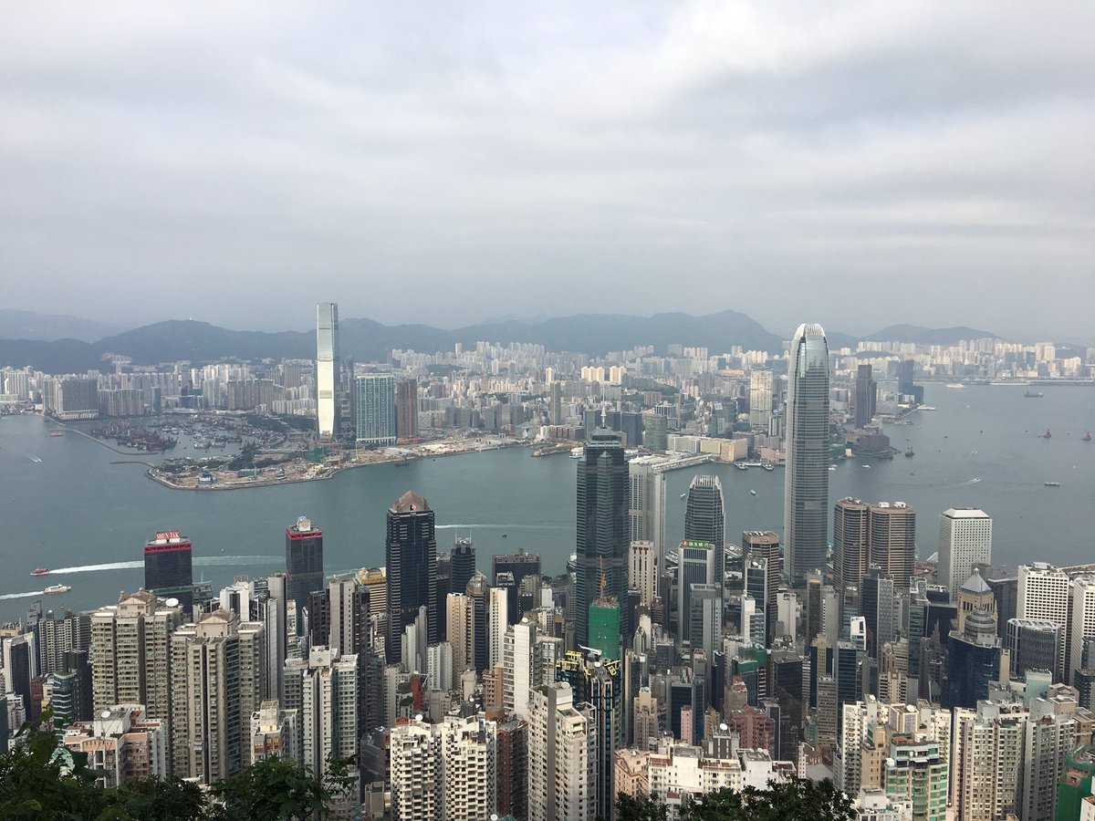 ilanbass's tweet photo. Highlights from a long weekend in #HongKong:
- Walk up to the Peak.
- @MassiveAttackUK headlining #Clockenflap2017 music festival.
- Attending @jfunders conference on connecting #Jewish communities in Asia, with Peretz Lavie, President @TechnionLive & Solina Chau, Director @LKSF. https://t.co/prJjE1zcQB