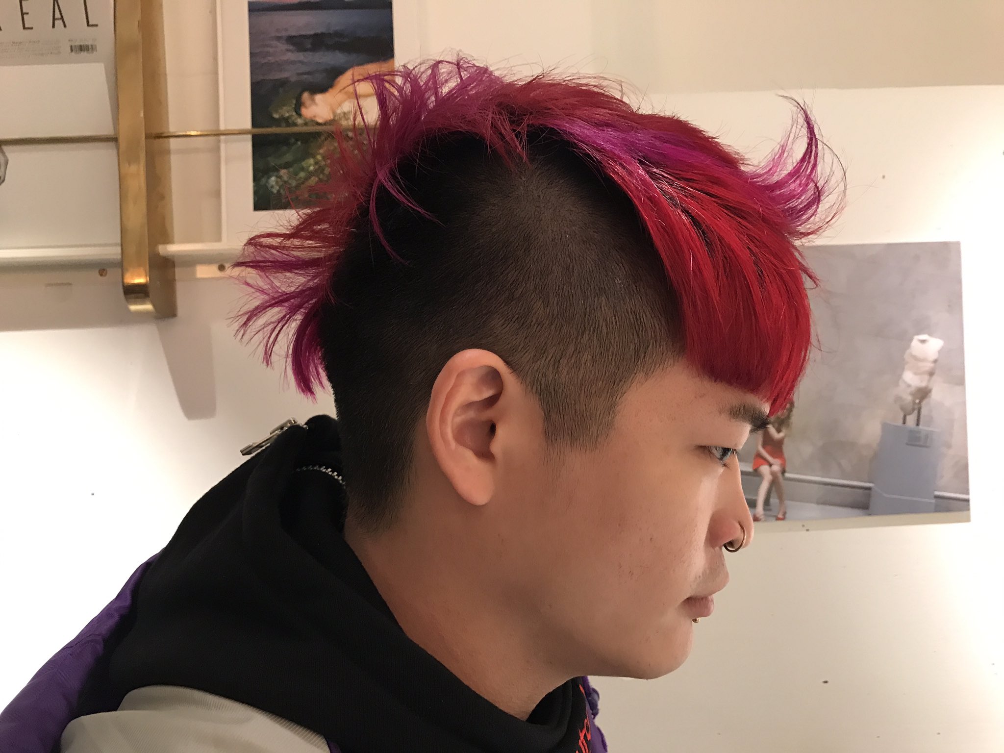Twitter 上的 へきほー 久々に赤になりました 長いとこはピンクというかなり高度な髪型です おしゃれリオレウスです T Co Iatyhurjk5 Twitter
