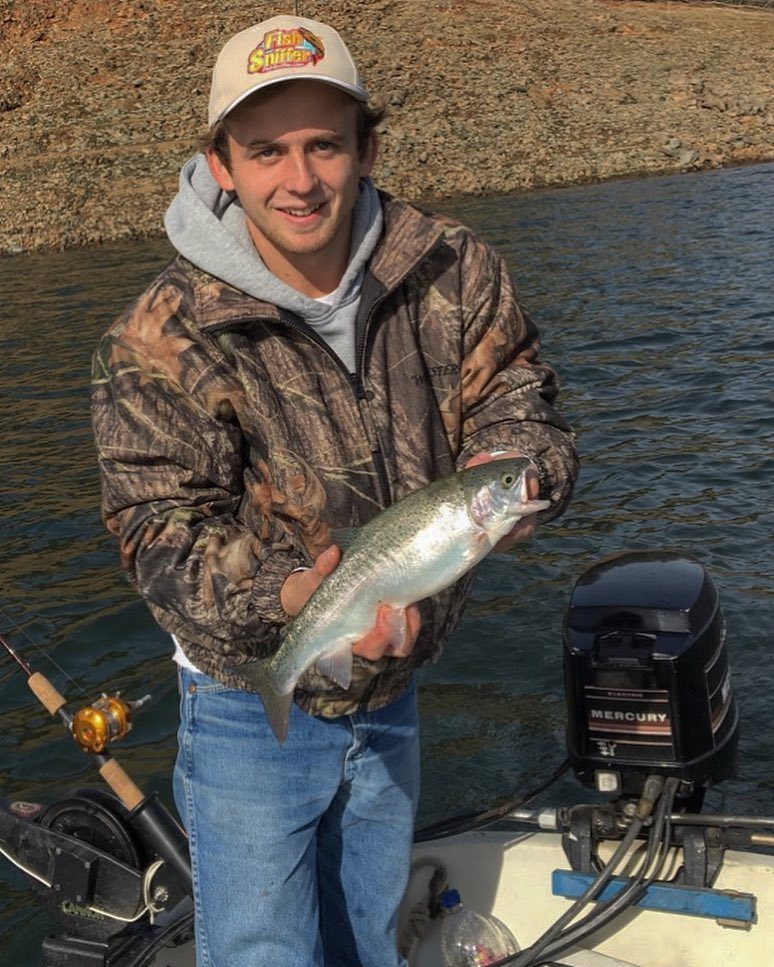 thefishsniffer's tweet photo. John McManus found some beautiful trout trolling 25-40 feet at Folsom Lake over the weekend. #trout #troutfishing #troutbum #fishing #fishsniffer #angler #anglerapproved #thetugisthedrug #depthsquad #outdoors #getoutdoors #california #sacramento https://t.co/PcMfLULmZG