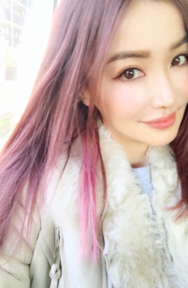 Hilo The G N S D 平子理沙って時空歪んでるんちゃうかってくらい若い 今年48歳になるんだってばよ マジ時の旅人 昔より若い