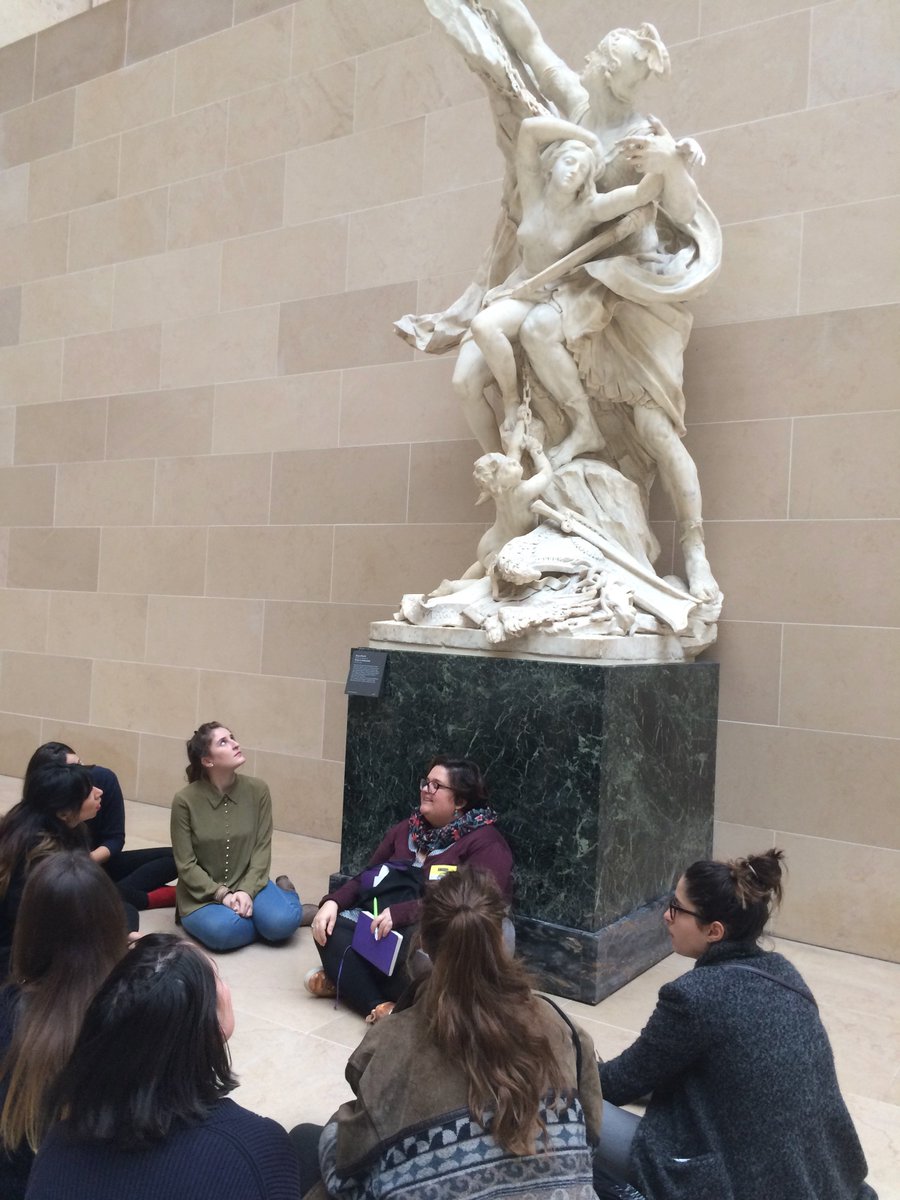 DelphineMulot's tweet photo. Les étudiants d'@Icart_Paris ont eu la chance de rencontrer Eloïse Véronési au @MuseeLouvre pour des cours de coaching en #mediation #JOPlouvre https://t.co/HMDjcvclwi
