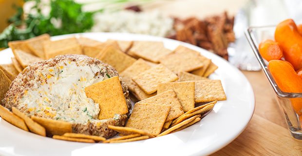 This unique cheese ball will be the highlight of any party. Accompany this spread with Blendtec's Gluten-Free Crackers, pita bread, or sliced apples and pears - blendtec.com/recipes/appeti…
