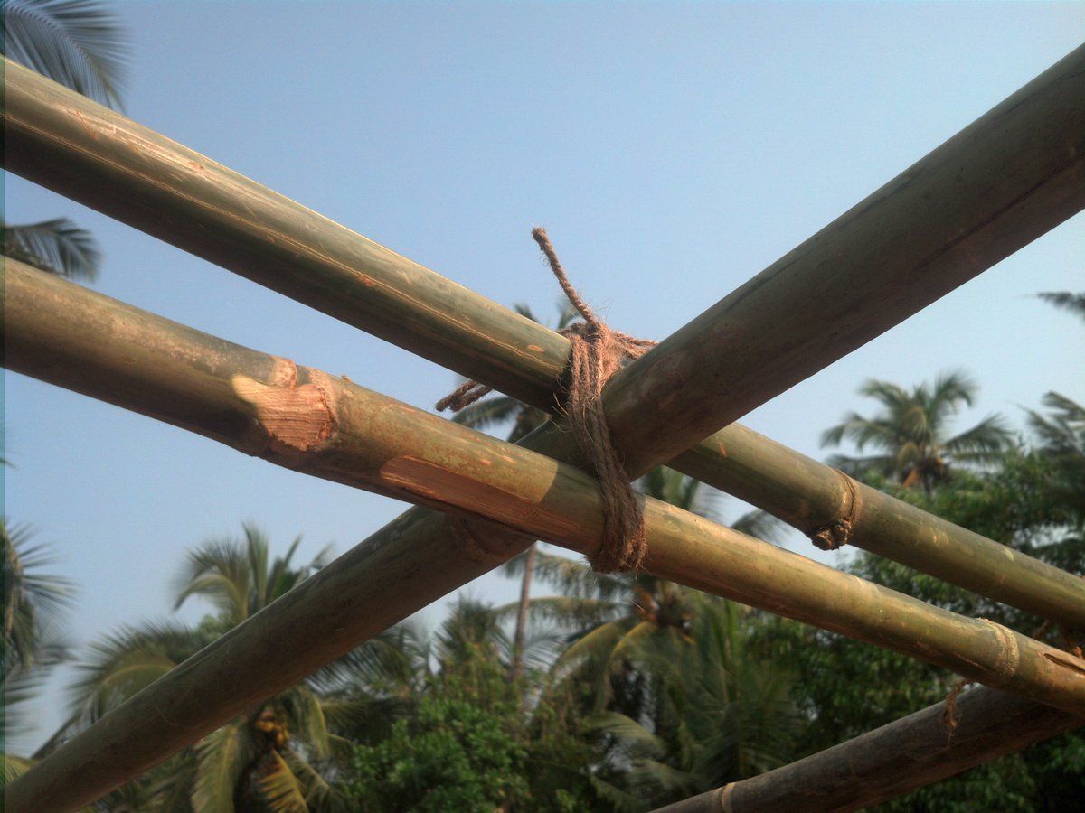 hackbeach's tweet photo. The #hackbeach roof is done, here are some detail pics for the builders amongst us :) https://t.co/ELVIBxa4vU