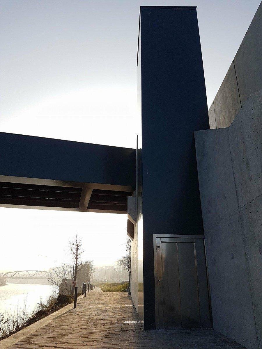 GroupeIngerop's tweet photo. [AWARD] L’ascenseur de la passerelle sud de l’île Seguin a été récompensé mardi 21 novembre du Trophée de l’Ascenseur 2017 dans la catégorie «Bien Vivre et Accessibilité». Ingérop est à la maîtrise d’œuvre.
Bravo aux équipes du projet !

Crédits photos SIETRAM https://t.co/WT0of3ghHd
