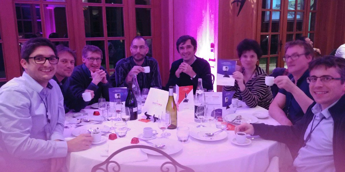_SmartPrint_'s tweet photo. Great moment shared with some of our future customers ?! 🤔 and @Po_Strale from @AlveoleLab at Château de Villette #Orléans.
"The work was partly supported by the French #Renatech network" 😉 @BoisardCaroline @SagnesIsabelle https://t.co/FAsaCHzbUp