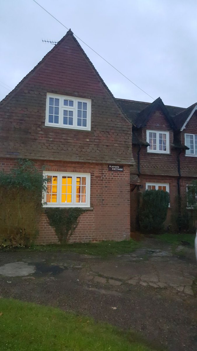 sesecondary's tweet photo. Before and after #doubleglazing sympathetically fitted to keep the cottage character @CWGChoices #sesecondary give us a call no job to big or small. https://t.co/Ft9TZhQKnS