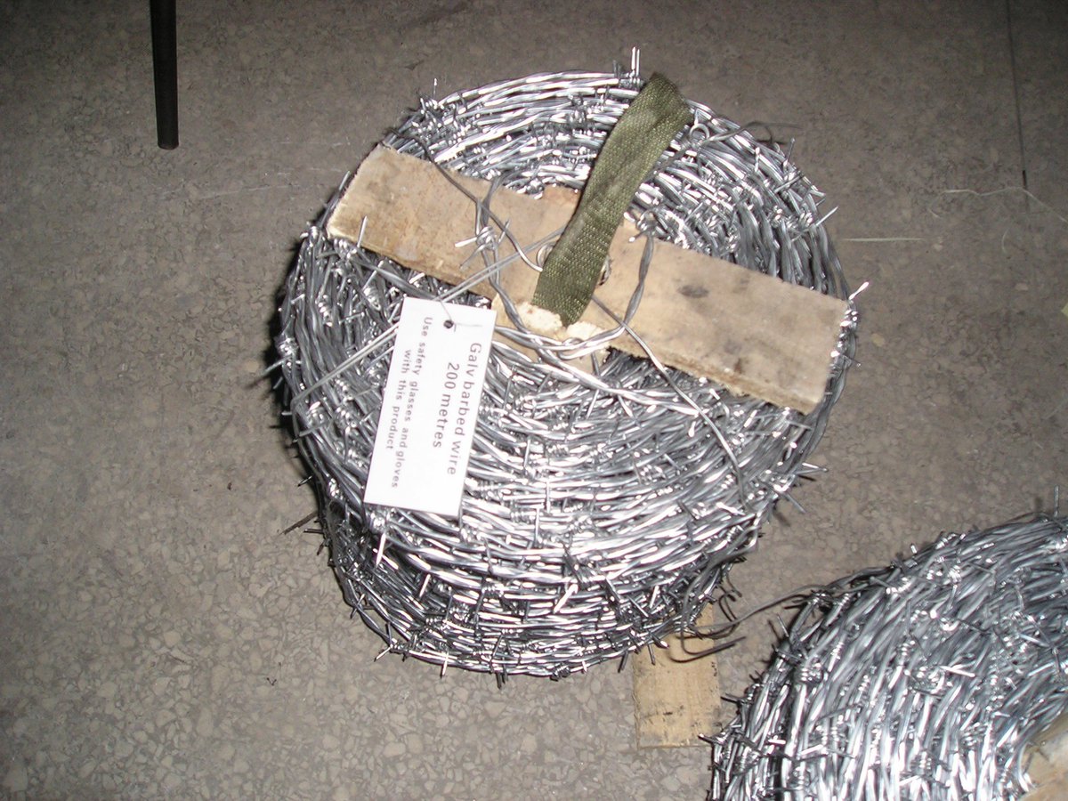 AB_Wire's tweet image. Razor Wire is a specialist product sold in the security sector. It can have a galvanized/stainless steel finish in 450mm, 710mm and 955mm coil diameters.
We can also supply 200m coils of barbed wire (or less if required) in mild steel and high tensile.