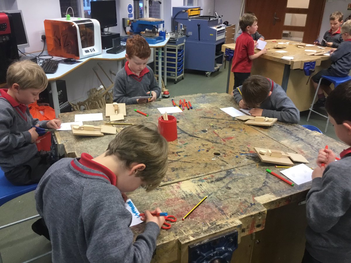 MoulsfordPP's tweet photo. Panther's and Puma's getting into character! #tappingaway #toyworkshop #woodworking #littleelves https://t.co/N2c2fSopuS