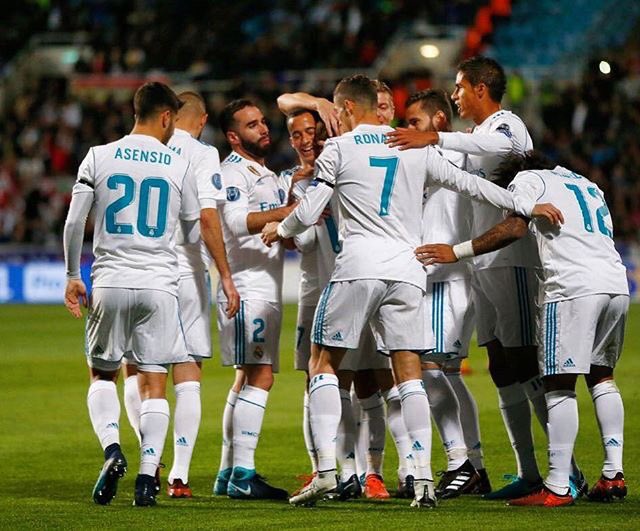 RMNagpur's tweet photo. #UCL Gameweek 5 :
Apoel 0-6 Real Madrid
⚽ - Modric, Nacho, Benzema (x2), Ronaldo (x2)
#APORMA #APorLaDecimoTercera #HalaMadrid https://t.co/sVRdGbvFyV