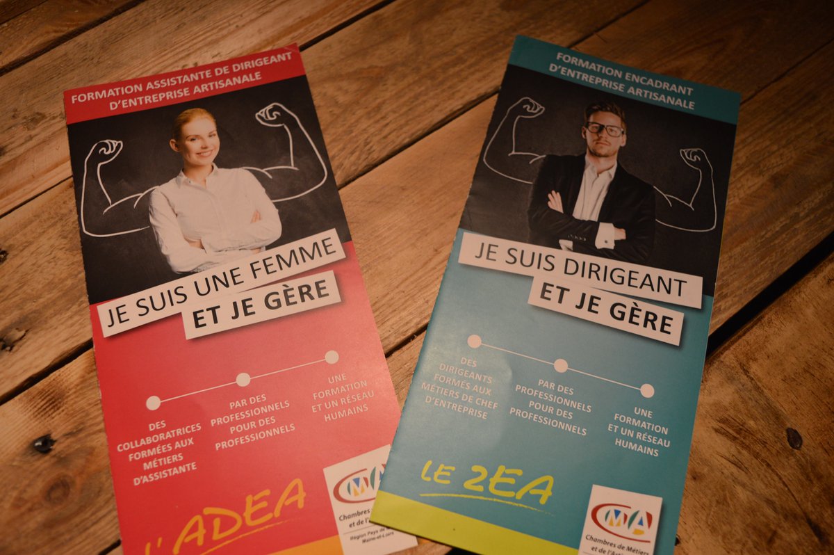 CausetteLeMag's tweet photo. Femme = "assistante", "collaboratrice"; Homme = "dirigeant", "chef d'entreprise"... On n'a pas trouvé d'autres dépliants de @cmarPDL, vous en avez ? https://t.co/y2fEDNH9Wc