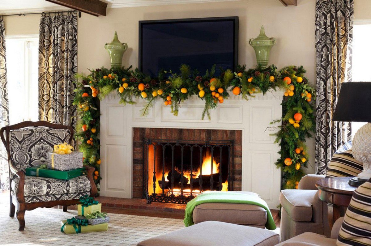 Christmas mini tree for a few moment…